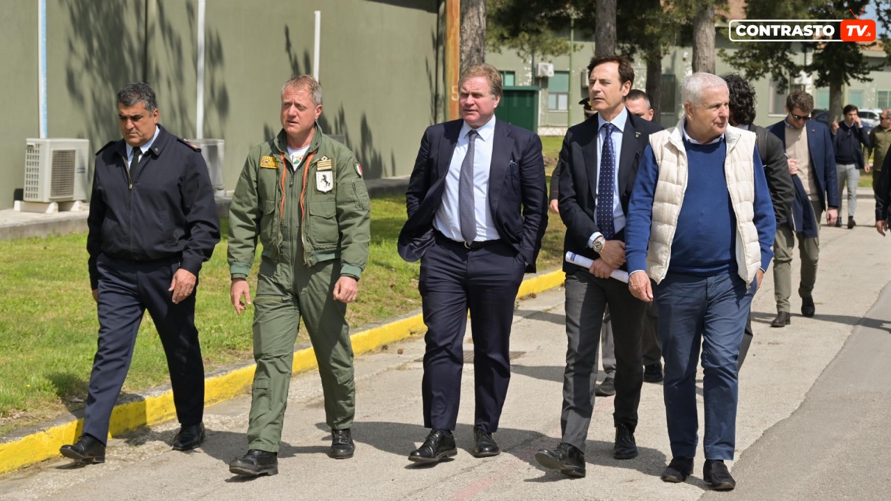 Grazzanise parlamentari in visita al 9 stormo dell Aeronautica